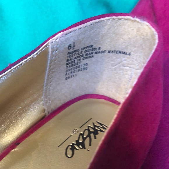 Sexy Raspberry Heels - Picture 6 of 7